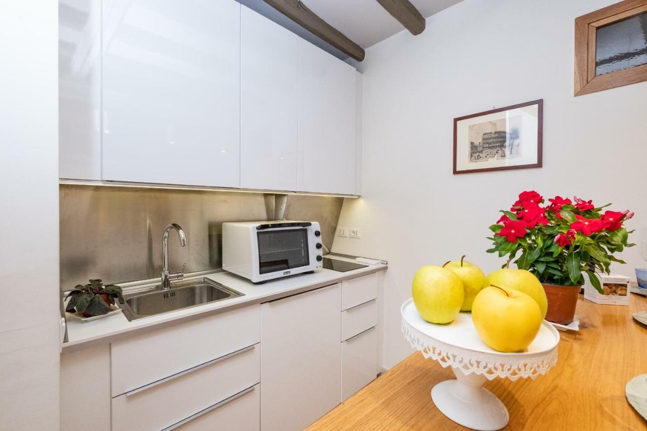 Casa Di Armando Al Pantheon Lägenhet *